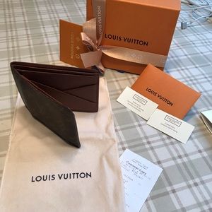 Louis Vuitton men’s wallet